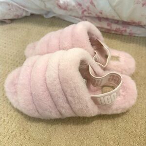 Ugh slippers light pink size 8